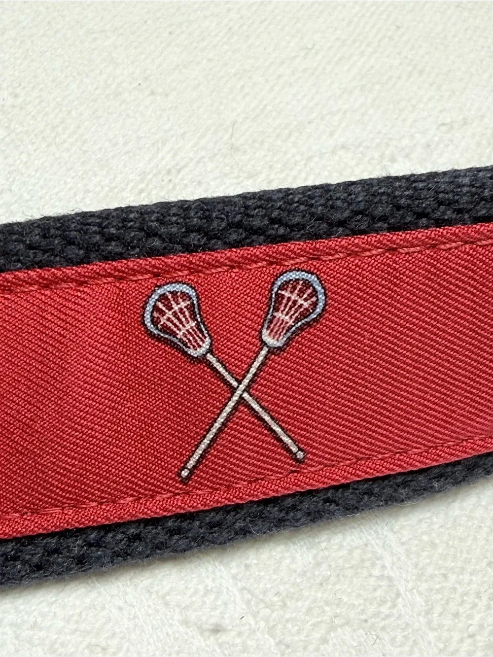 Vineyard Vines Men’s Belt Pink Canvas Embroidered with Lacrosse Sticks, Size 38